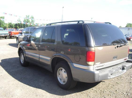 GMC Jimmy 1998 photo 1