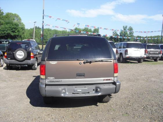 GMC Jimmy 1998 photo 2
