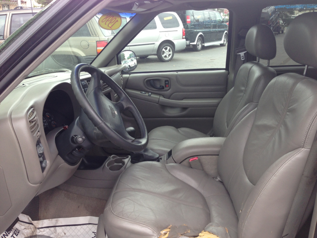 GMC Jimmy 1998 photo 1