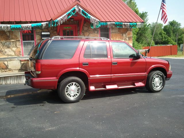 GMC Jimmy 1998 photo 2