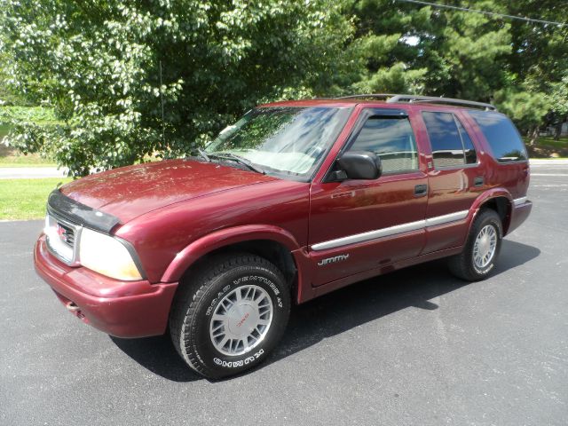 GMC Jimmy 2000 photo 2