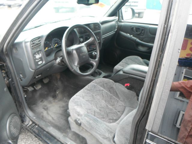 GMC Jimmy 2000 photo 4