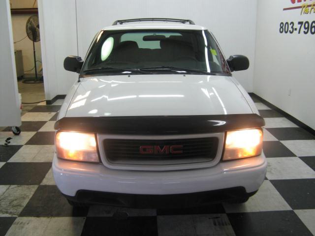 GMC Jimmy 2001 photo 3