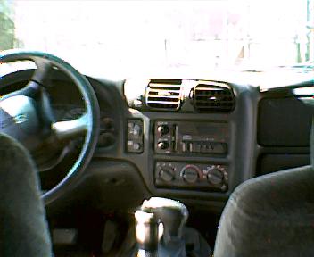 GMC Jimmy 2001 photo 1
