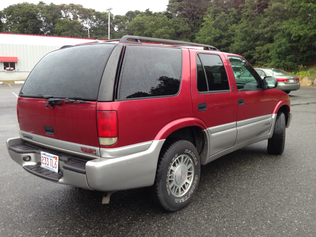 GMC Jimmy 2001 photo 3
