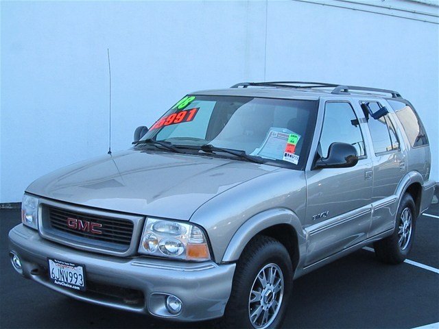 GMC Jimmy or Envoy 1998 photo 2