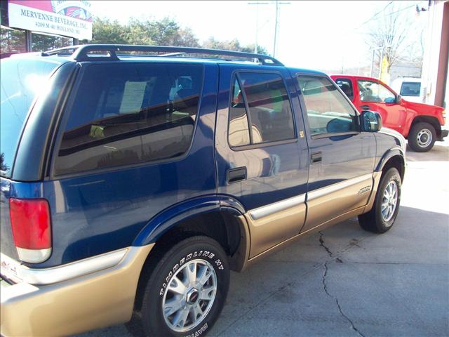 GMC Jimmy or Envoy 1999 photo 3