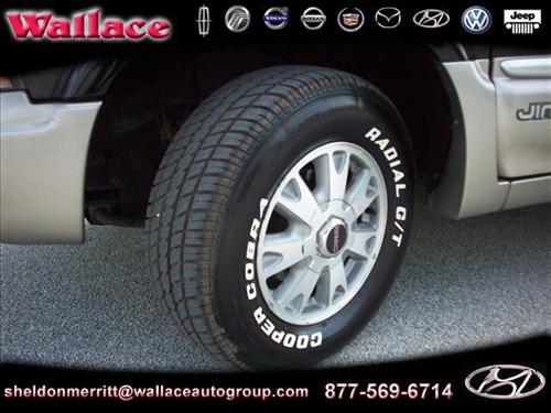 GMC Jimmy or Envoy 1999 photo 2