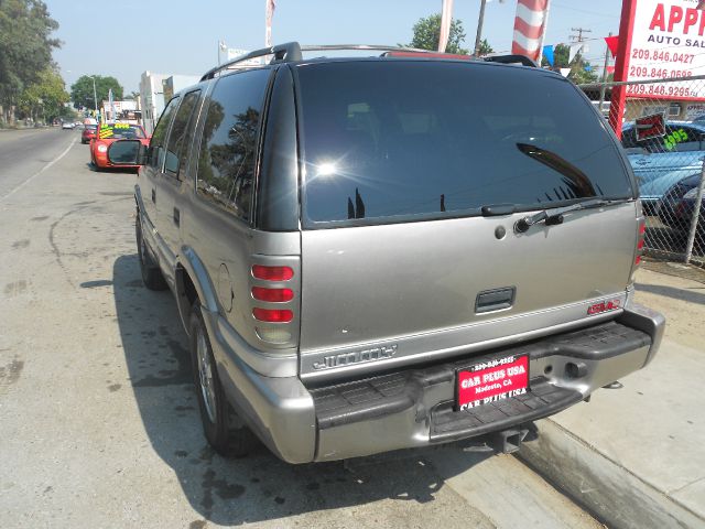 GMC Jimmy or Envoy 1999 photo 3