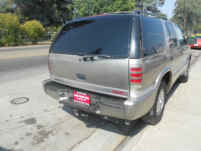 GMC Jimmy or Envoy 1999 photo 4
