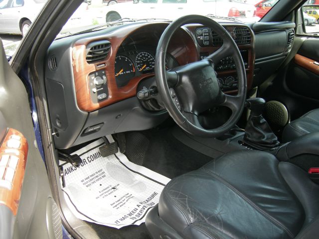 GMC Jimmy or Envoy 1999 photo 1