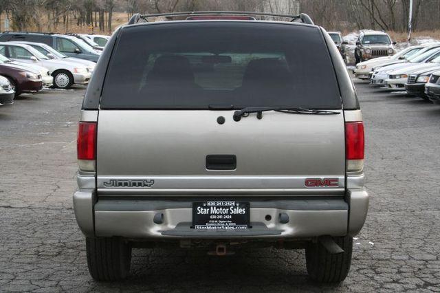 GMC Jimmy or Envoy XLE Limited Low Miles Unspecified