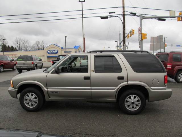 GMC Jimmy or Envoy 2000 photo 3