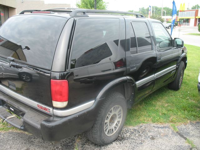 GMC Jimmy or Envoy 2000 photo 4