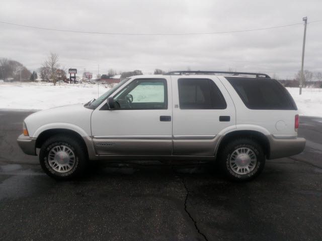 GMC Jimmy or Envoy 2000 photo 1