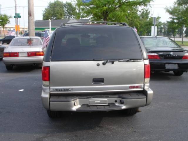 GMC Jimmy or Envoy Quad-long-slt-thunderroad-4wd-5.9l Diesel-new TIRE Sport Utility