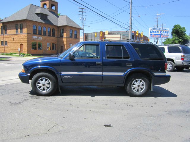 GMC Jimmy or Envoy 2000 photo 12