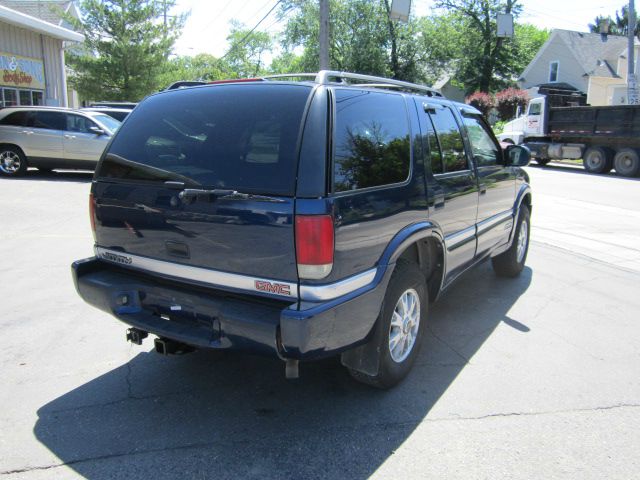 GMC Jimmy or Envoy 2000 photo 14