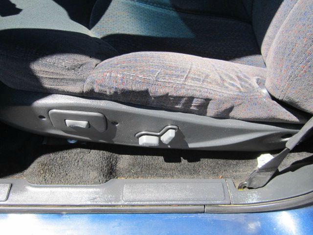 GMC Jimmy or Envoy 2000 photo 2