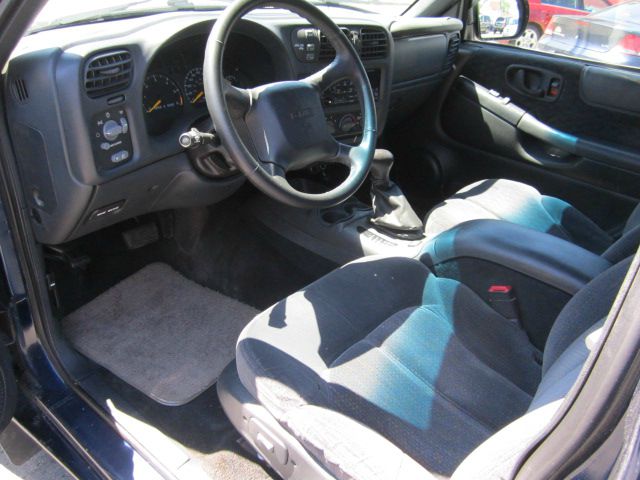 GMC Jimmy or Envoy 2000 photo 3