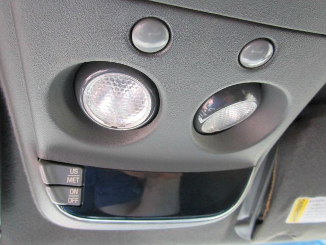 GMC Jimmy or Envoy 2000 photo 6