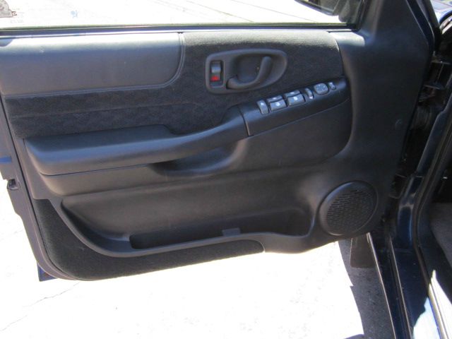 GMC Jimmy or Envoy 2000 photo 9