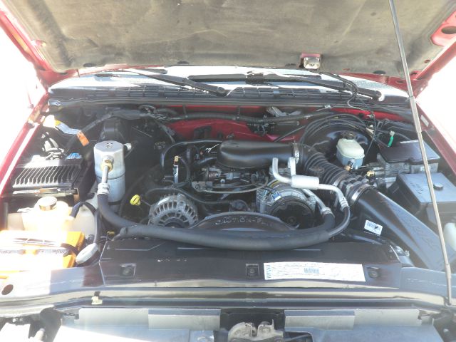 GMC Jimmy or Envoy 2000 photo 3