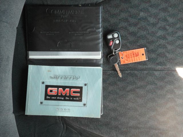 GMC Jimmy or Envoy 2000 photo 4