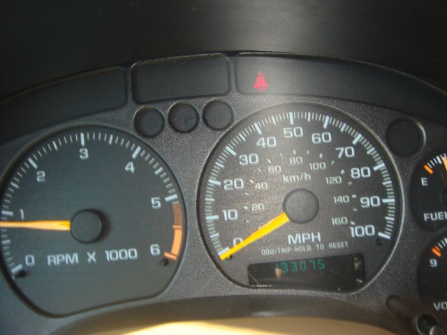 GMC Jimmy or Envoy 2000 photo 1