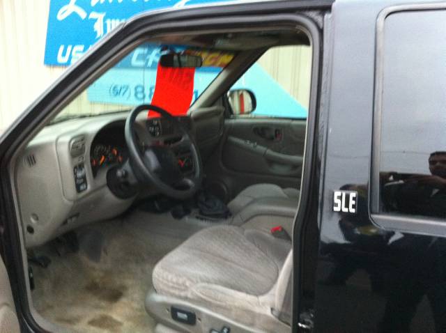 GMC Jimmy or Envoy 2000 photo 3