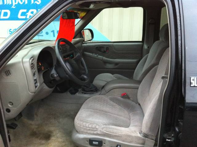 GMC Jimmy or Envoy 2000 photo 4