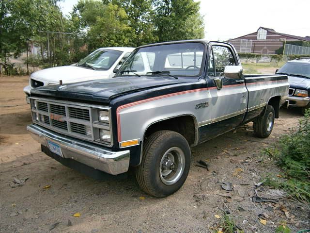 GMC K1500 1984 photo 1