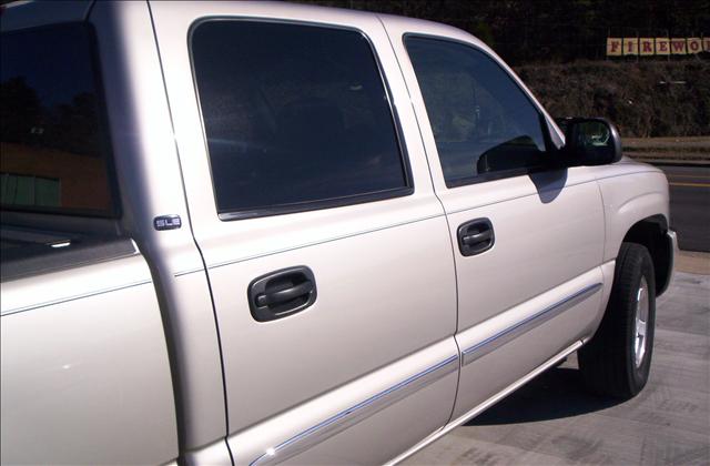 GMC K1500 2005 photo 3