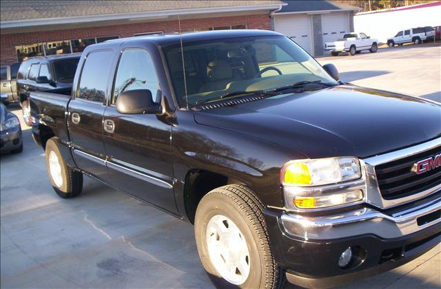 GMC K1500 2006 photo 3
