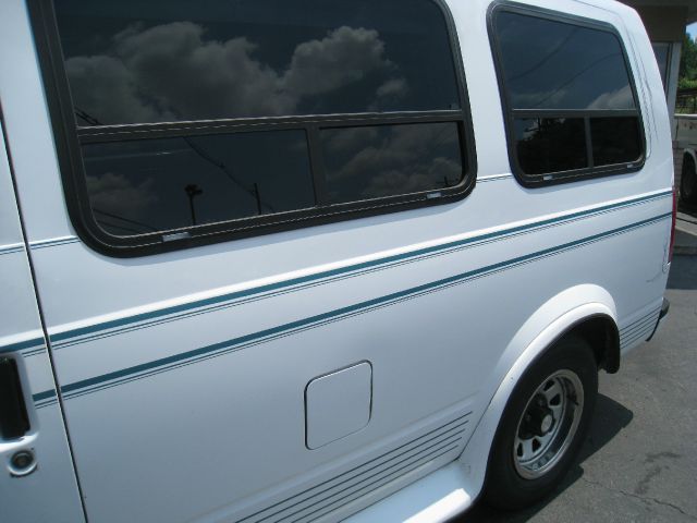 GMC Safari 1994 photo 3