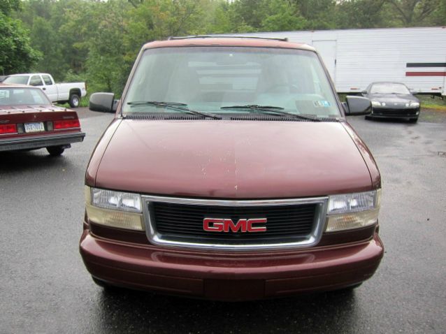 GMC Safari 1995 photo 3