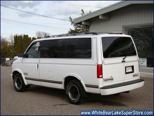 GMC Safari 1995 photo 3