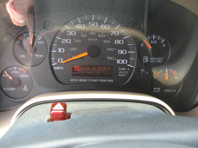 GMC Safari 1999 photo 4