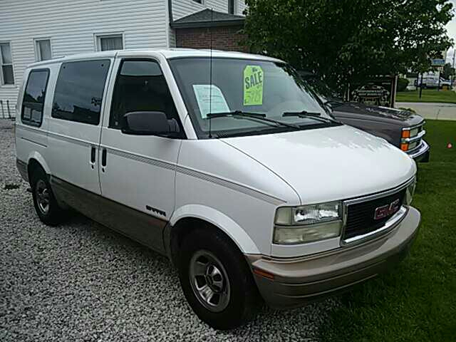 GMC Safari 2000 photo 3
