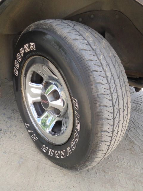 GMC Safari 2000 photo 32