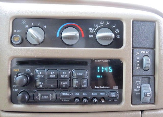 GMC Safari 2000 photo 44