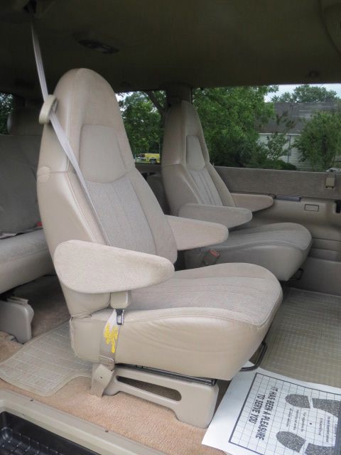 GMC Safari 2000 photo 49