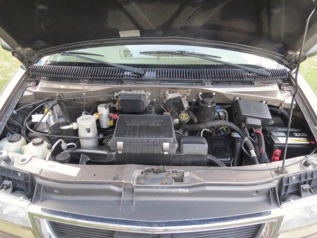 GMC Safari 2000 photo 59