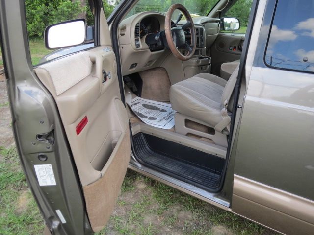 GMC Safari 2000 photo 8