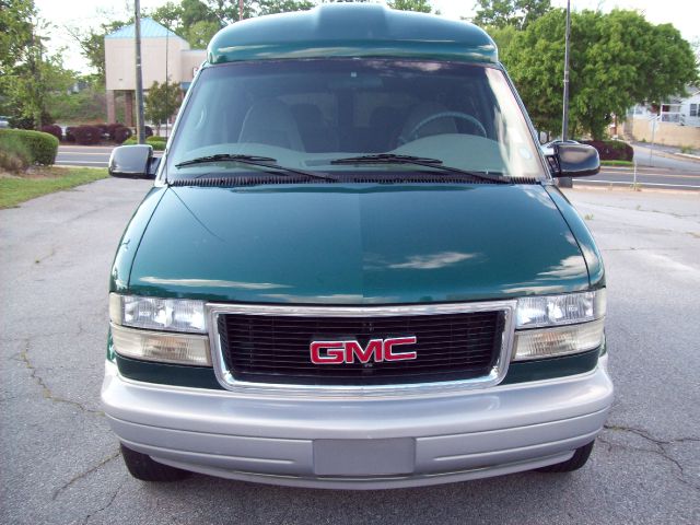 GMC Safari 2000 photo 16