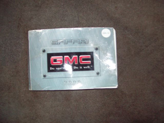 GMC Safari 2000 photo 2