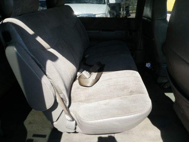 GMC Safari 2001 photo 12