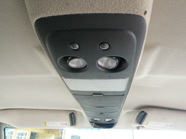 GMC Safari 2001 photo 27