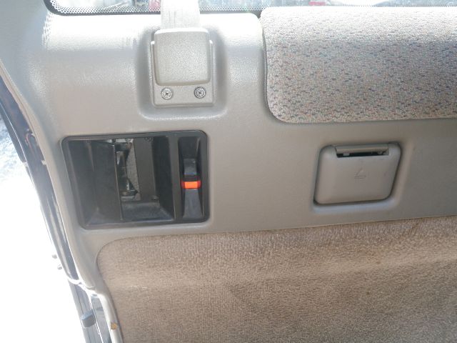GMC Safari 2001 photo 7