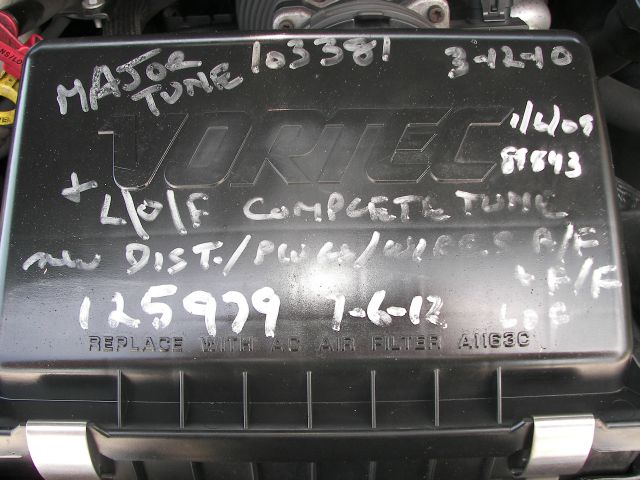 GMC Safari 2001 photo 8